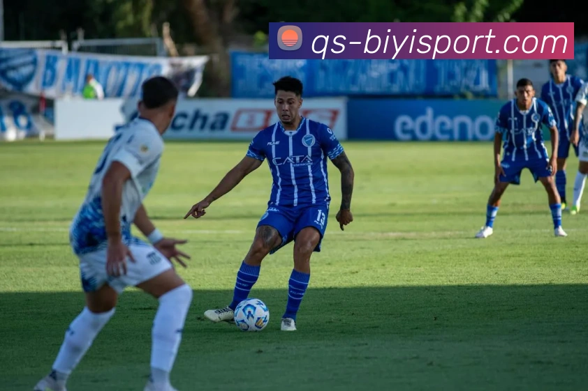 巴萨官推发布国王杯半决赛次回合海报期待逆转奇迹