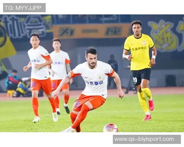 半场战报浙江与泰山战成平局瓦科制造点球却错失机会黄政宇与卡列洛各入一球